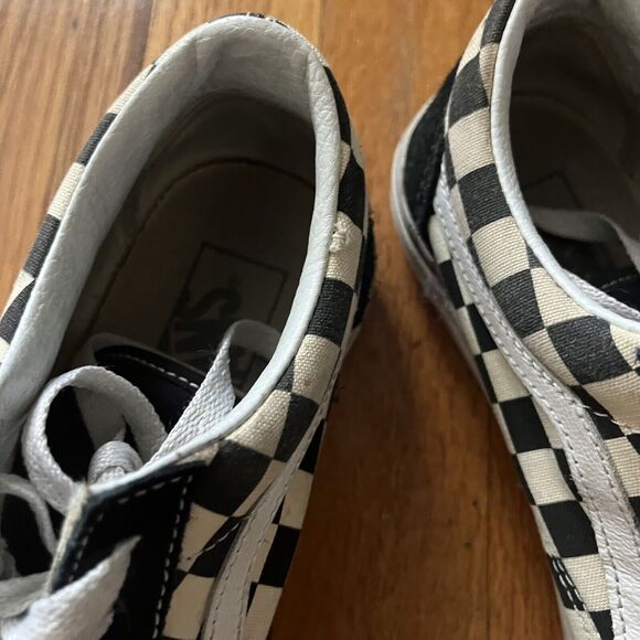 VANS WOMEN'S CLASSIC TENNIS SHOES BLACK WHITE CHECKERS SIZE 7 - Picture 9 of 12
